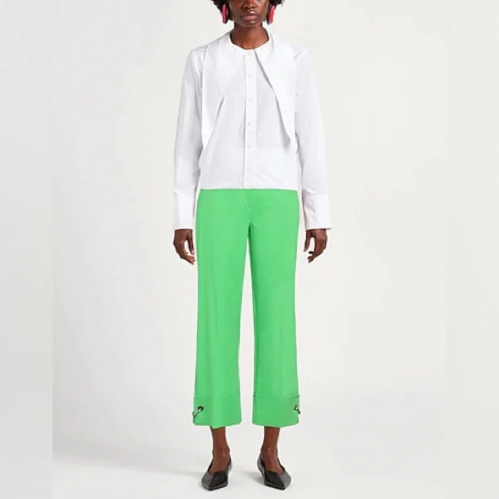 NWT BEATRICE .B CASUAL GREEN PANTS Anthropologie Italy Size 4 Retails $362